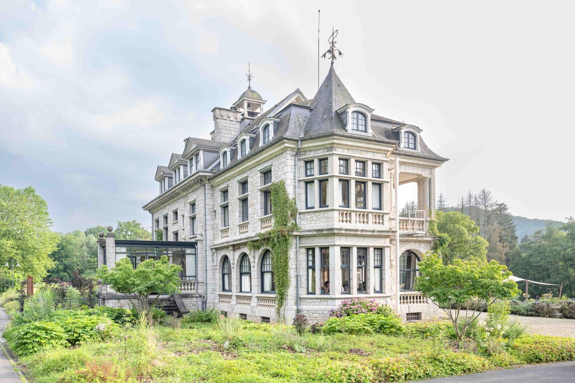 Les Sorbiers Hotel Heer Bagian luar foto
