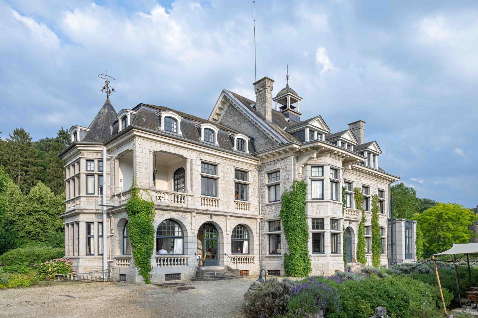 Les Sorbiers Hotel Heer Bagian luar foto